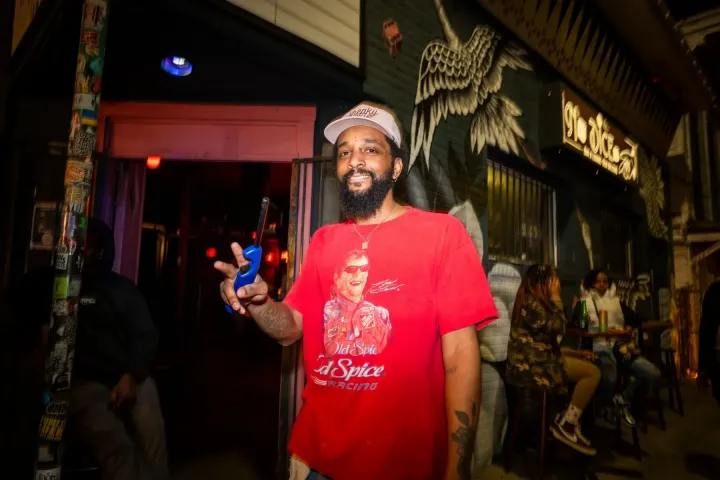 FE8FA821-D19F-49F2-A2DD-A17C7CBF30BF